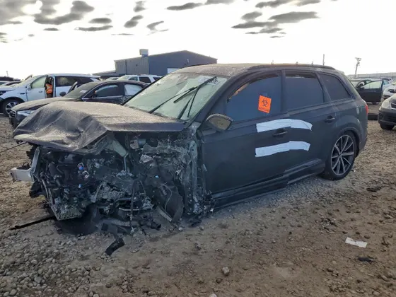 2020 Audi SQ7 PRESTIGE