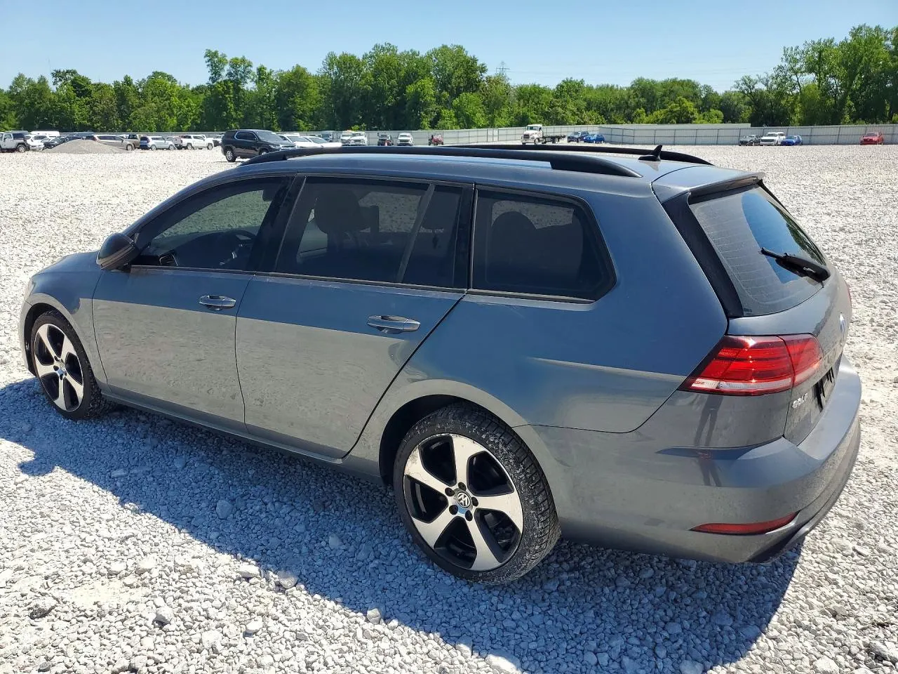 2019 Volkswagen Golf SportWagen S