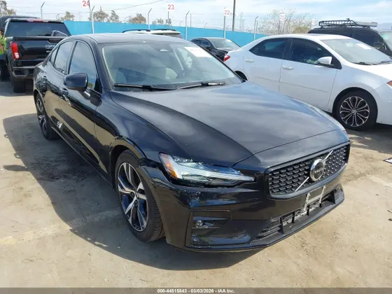 2025 Volvo S60 Core