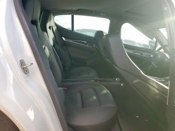 2014 Porsche Panamera S E-Hybrid