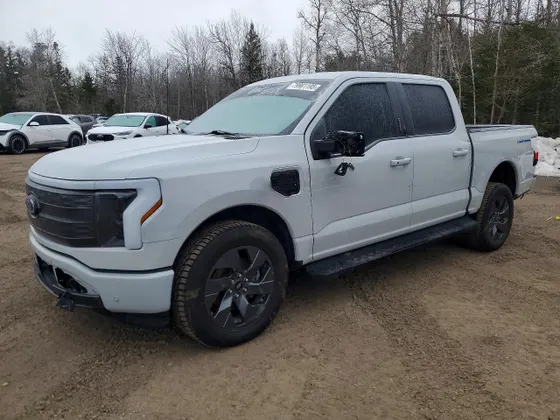 2023 Ford F-150 Lightning Pro