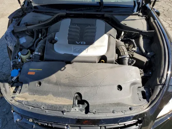 2011 INFINITI M56