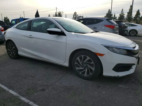 2016 Honda Civic Coupe LX-P