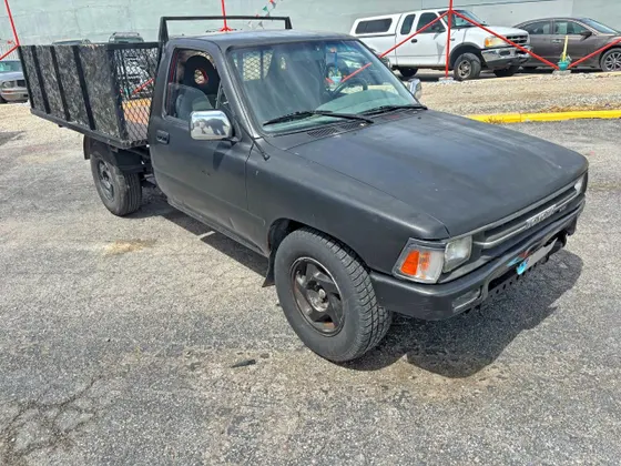 1990 Toyota Pickup