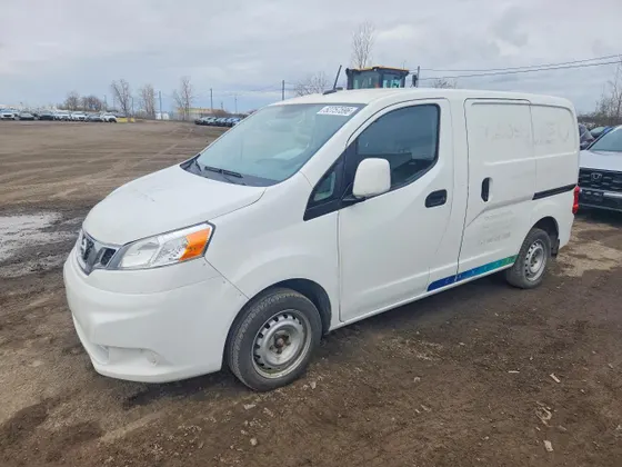 2016 Nissan NV200 SV