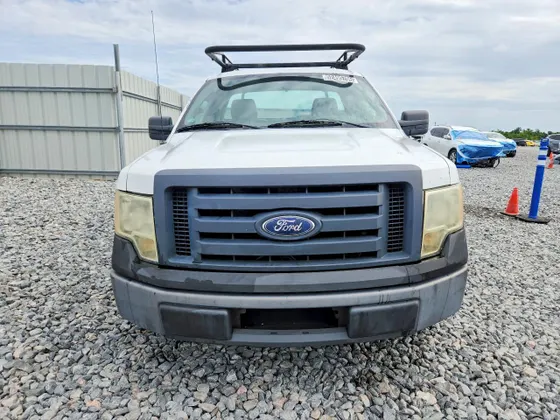 2010 Ford F-150 XL