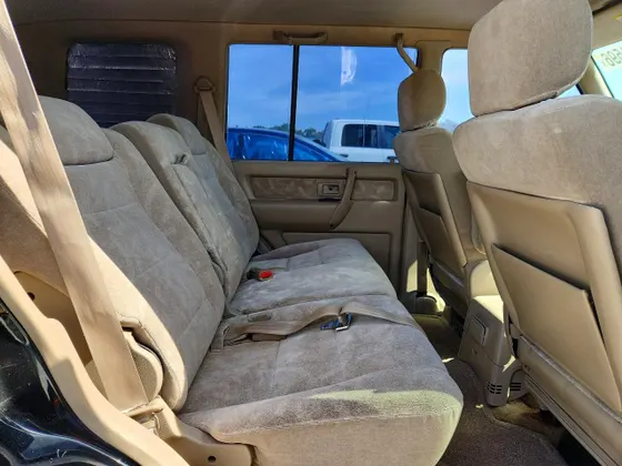 2000 Isuzu Trooper S