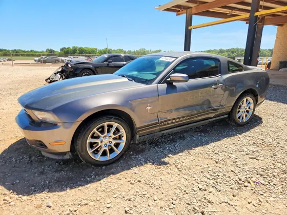 2011 Ford Mustang V6