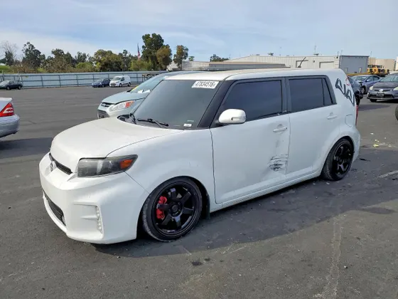 2014 Scion xB SCION XB