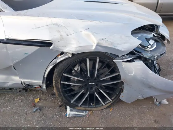2023 Aston Martin DBX 707