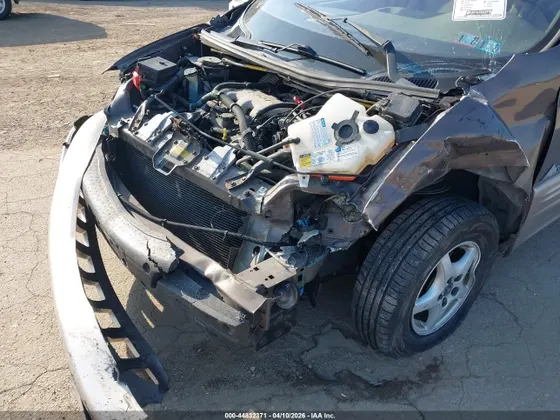 2001 Pontiac Montana M16 W/1SF PKG.
