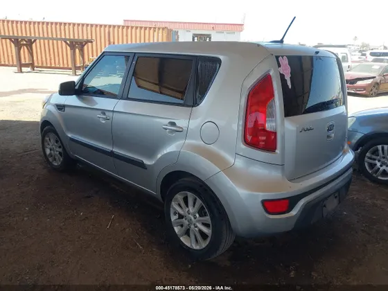 2012 Kia Soul +