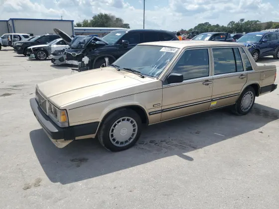 1989 Volvo 740 GLE GL