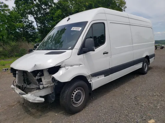 2021 Freightliner SPRINTER 2500
