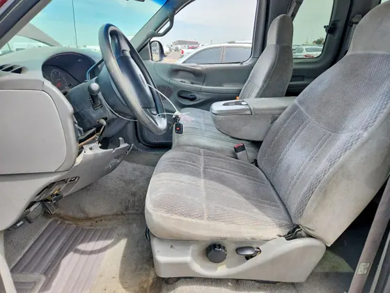 1998 Ford F-150 XL