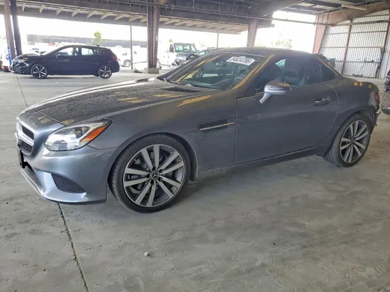 2018 Mercedes-Benz SLC SLC 300