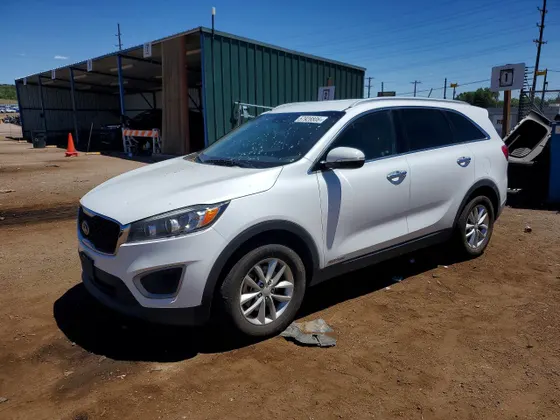 2016 Kia Sorento LX
