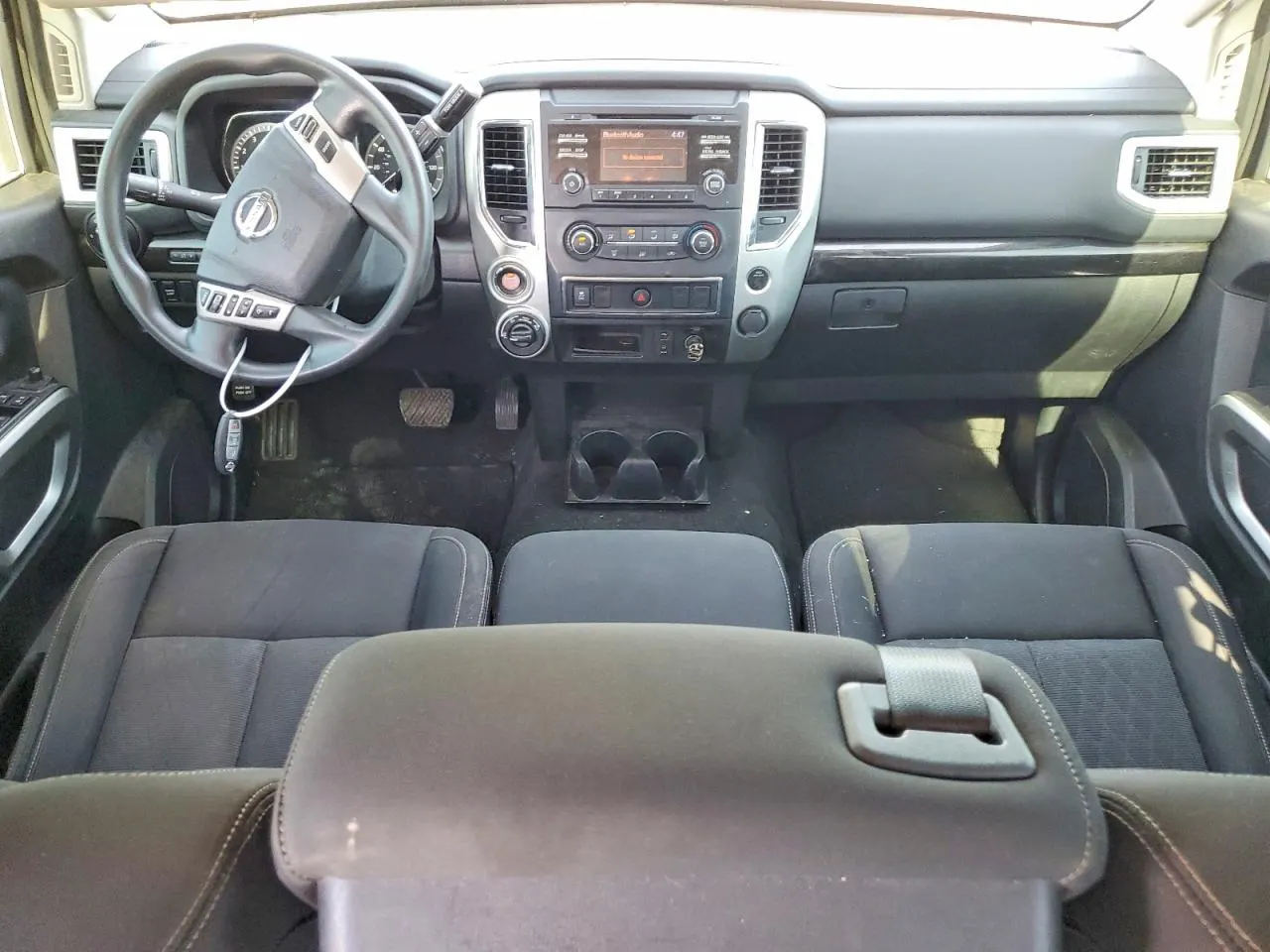 2018 Nissan Titan SV