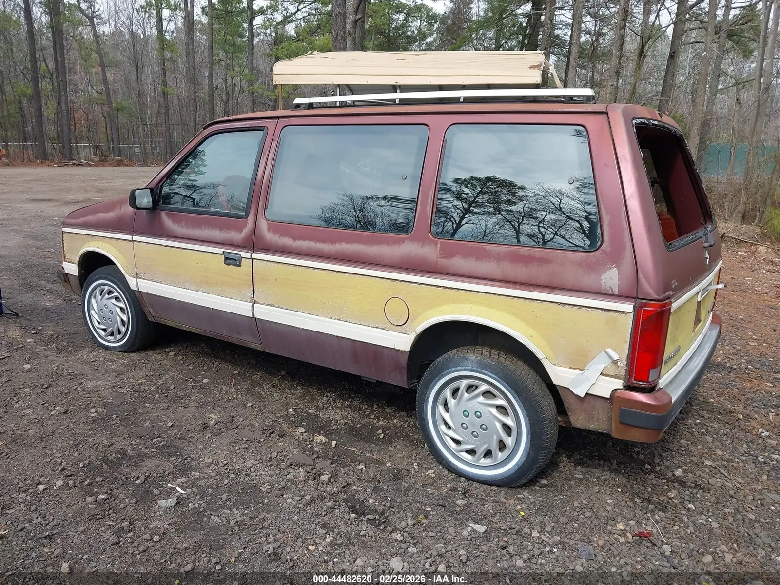 1986 Plymouth Voyager LE