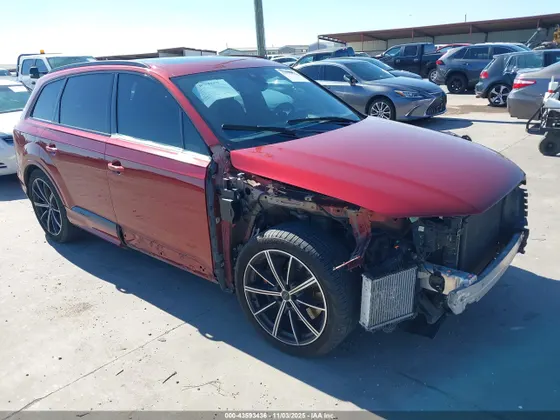 2021 Audi SQ7 Premium Plus