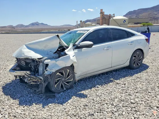 2022 Honda Insight Touring