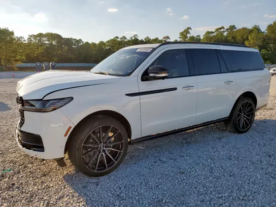 2025 Lincoln Navigator L Reserve