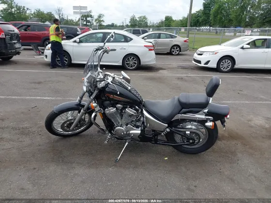 2001 Honda SHADOW CD