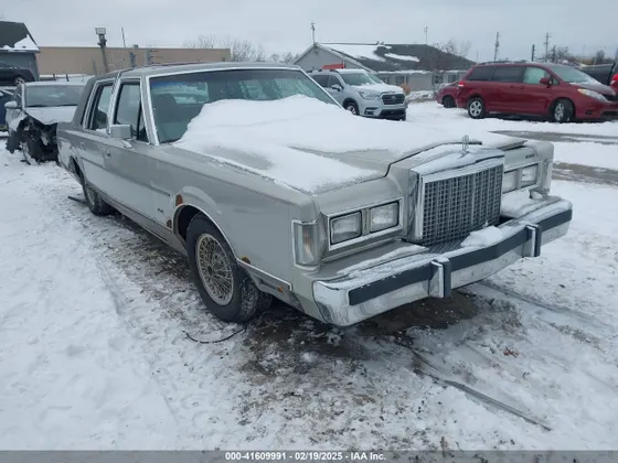 1986 Lincoln Town Car
