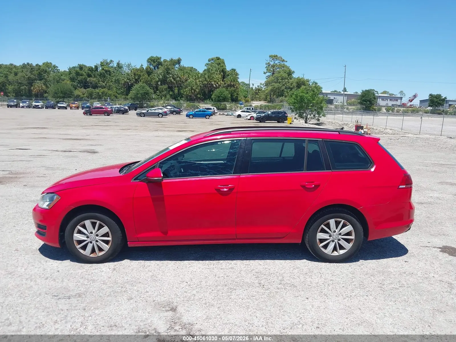 2016 Volkswagen Golf SportWagen TSI S