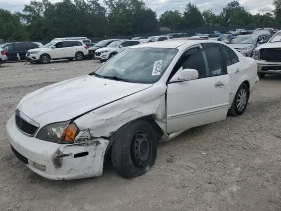 2004 Suzuki VERONA S
