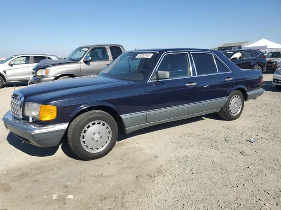 1988 Mercedes-Benz 300 Series 300SE