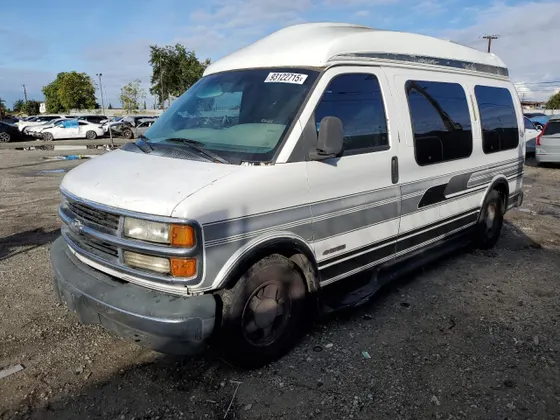 1998 Chevrolet Chevy Cargo Van YF7