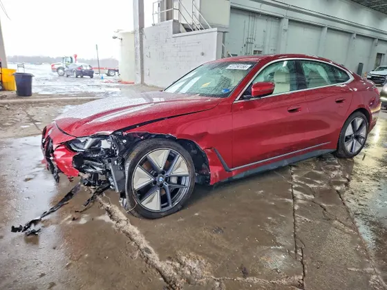 2025 BMW i4 xDrive40