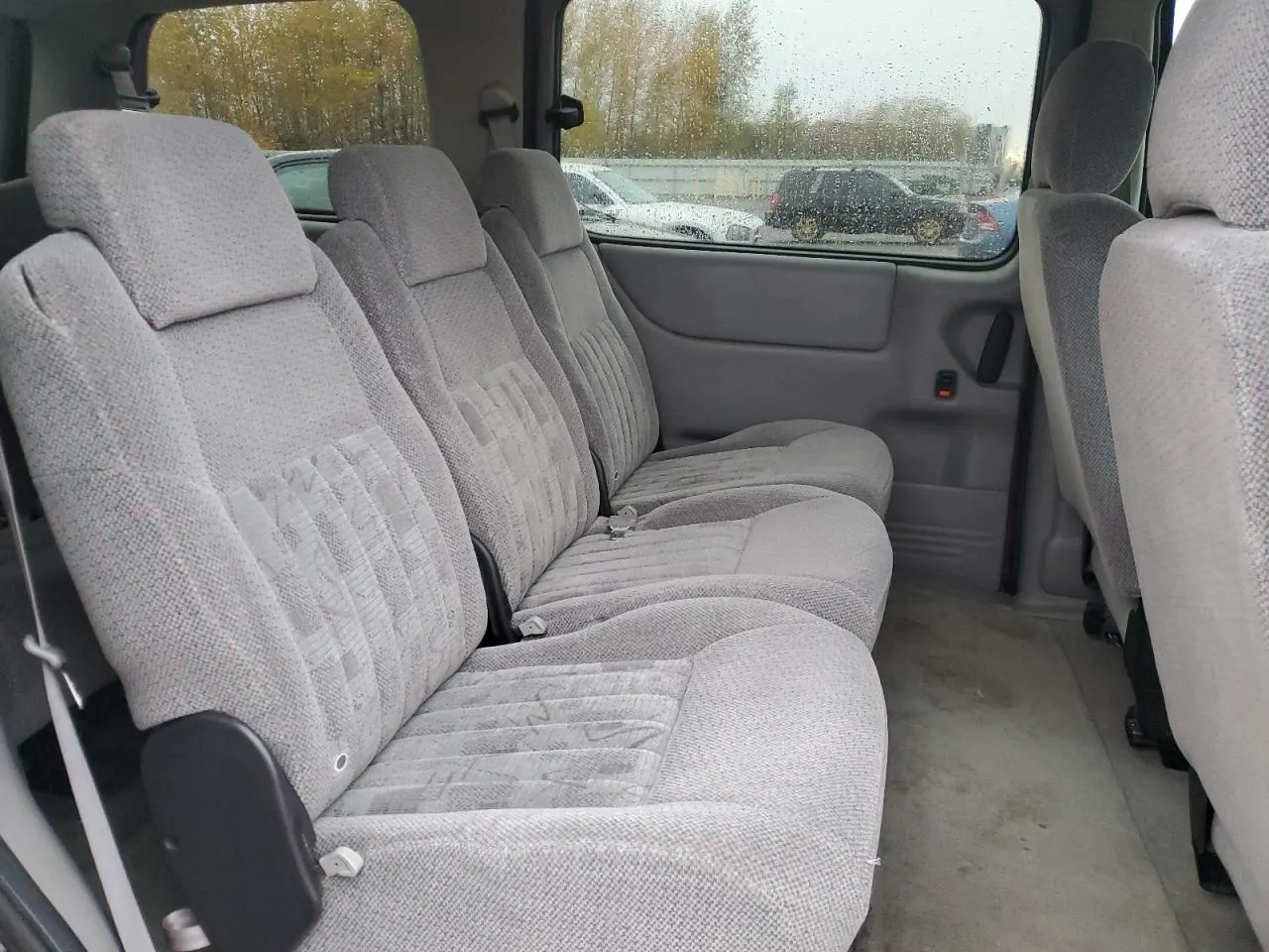 2004 Pontiac Montana w/1SE Pkg