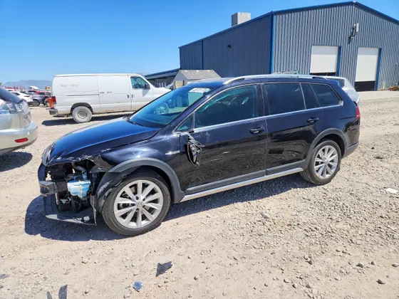 2017 Volkswagen Golf Alltrack S