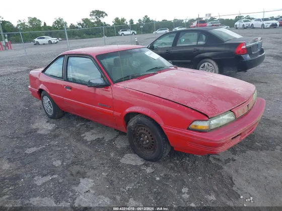 1994 Pontiac Sunbird LE