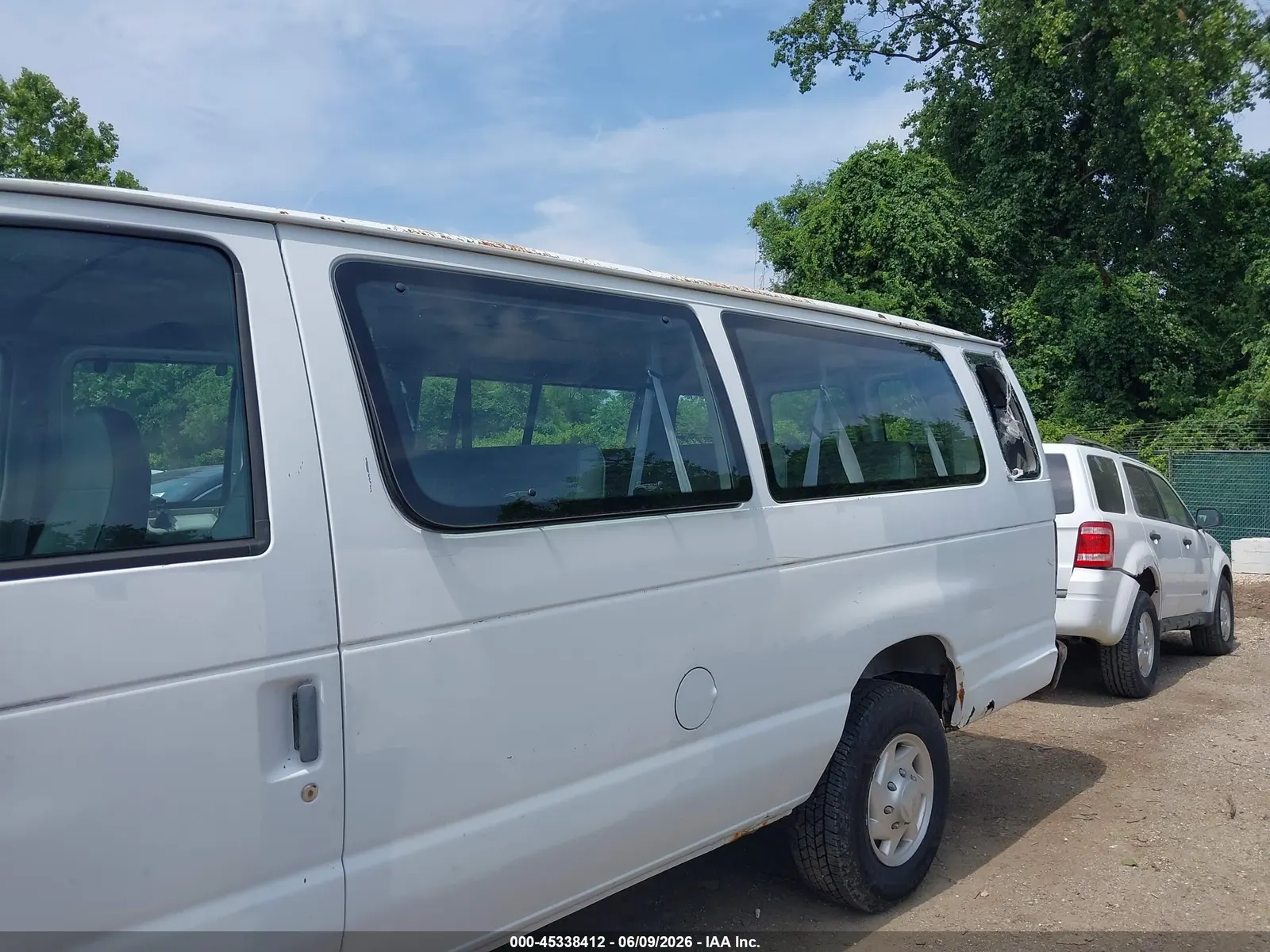 1997 Ford Club Wagon XL