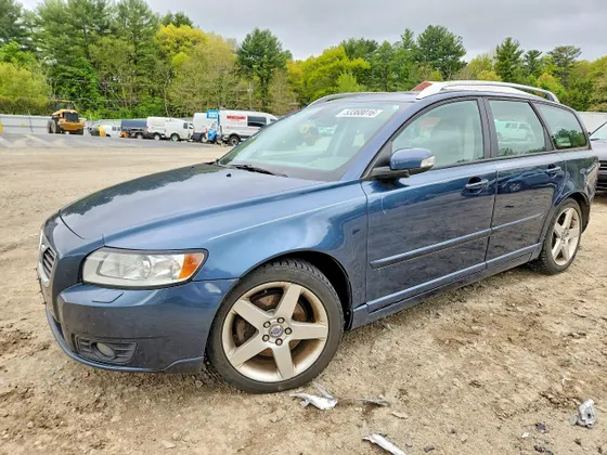 2010 Volvo V50