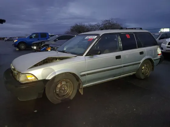 1990 Toyota Corolla DLX