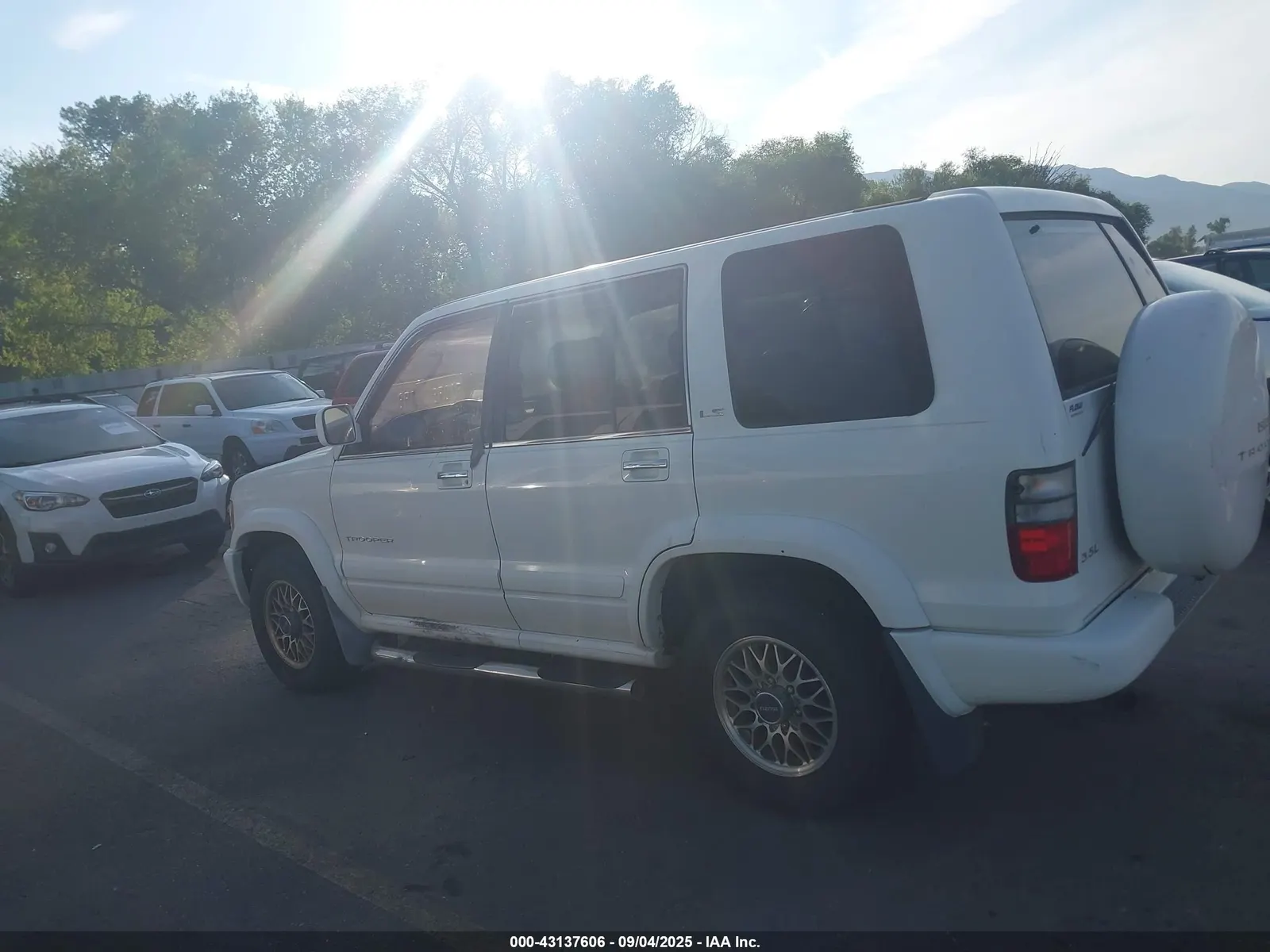 2000 Isuzu Trooper S