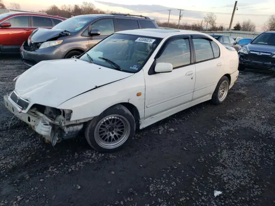 2000 INFINITI G20 Luxury