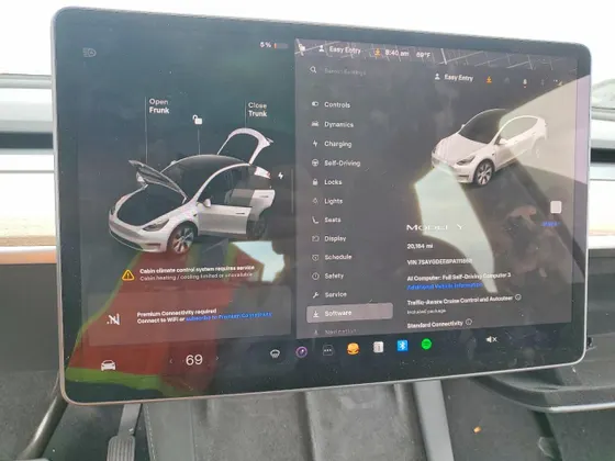 2023 Tesla Model Y Long Range