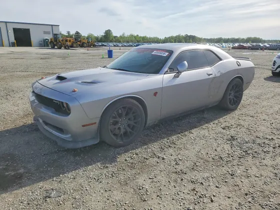 2016 Dodge Challenger SRT Hellcat