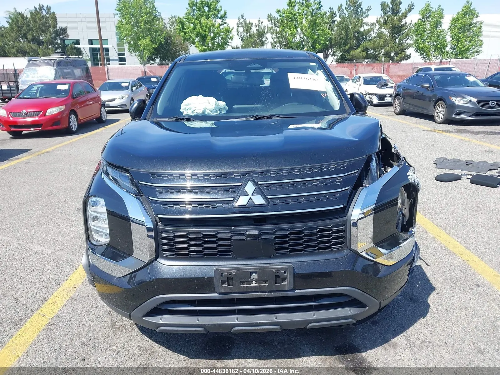 2022 Mitsubishi Outlander ES