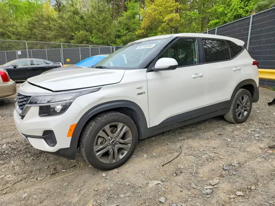 2021 Kia Seltos LX
