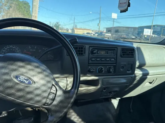 2004 Ford F-550 SUPER DUTY