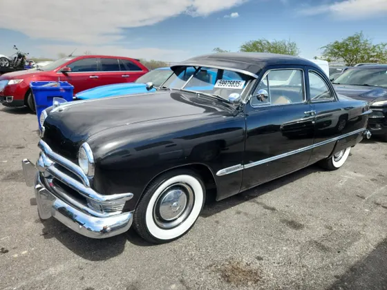 1950 Ford CUSTOM DELUXE