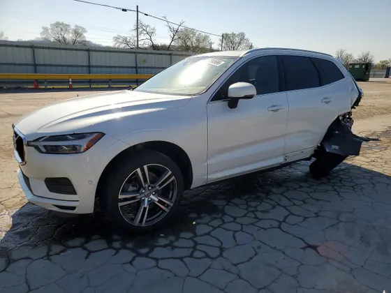 2019 Volvo XC60 Momentum