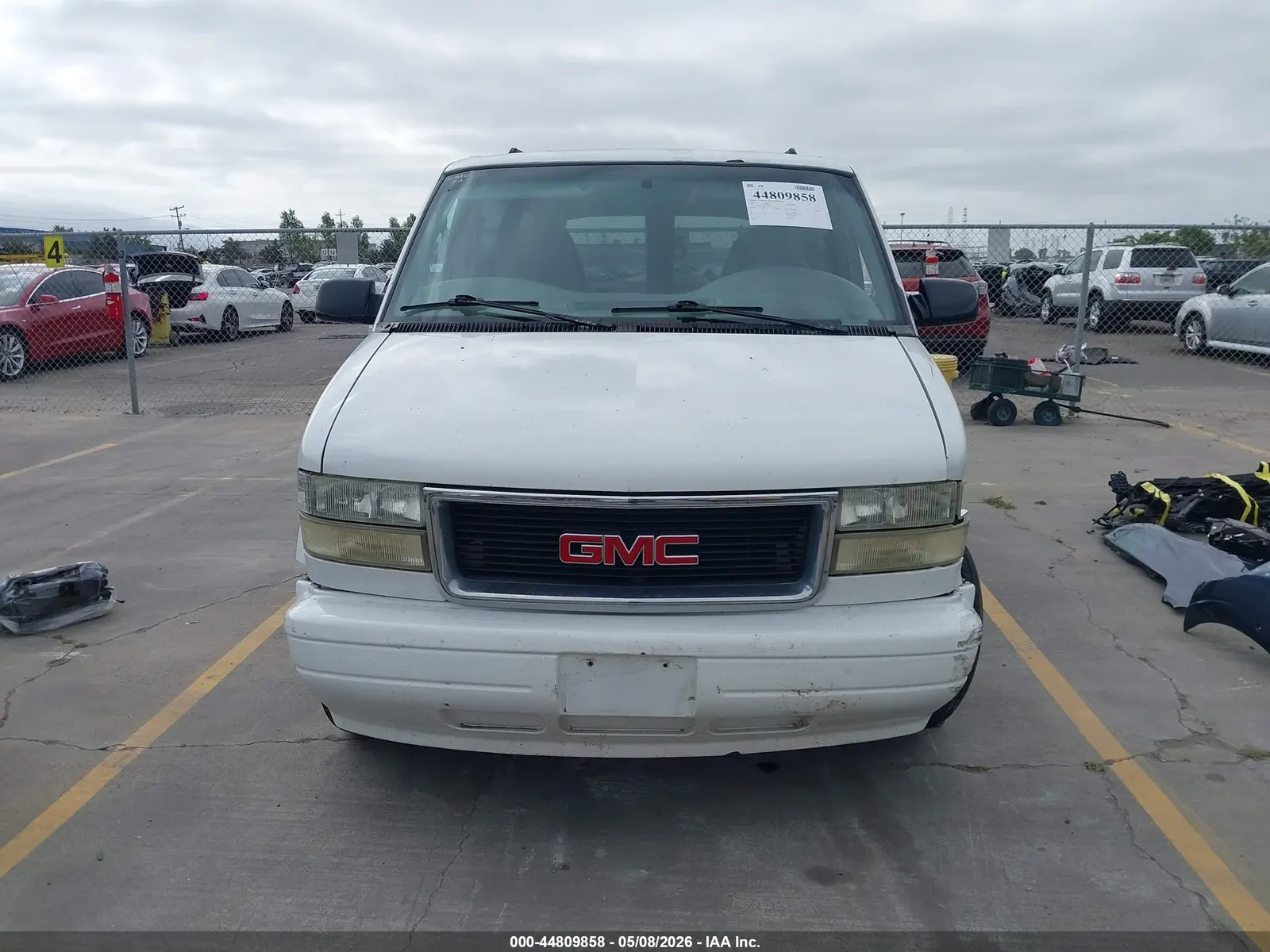 2001 GMC Safari Passenger SLE