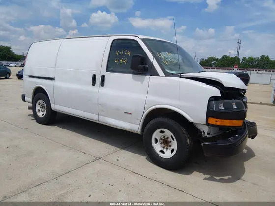 2019 Chevrolet EXPRESS 2500